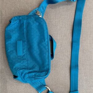 Athleta Teal Crossbody Bag NWOT